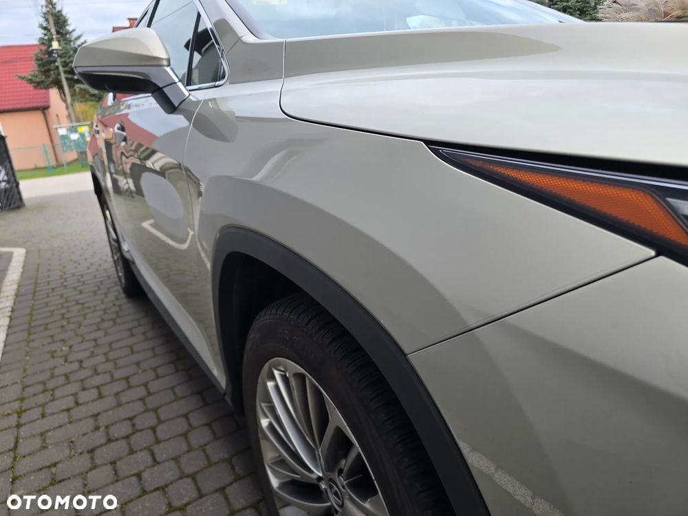 Lexus RX - 16