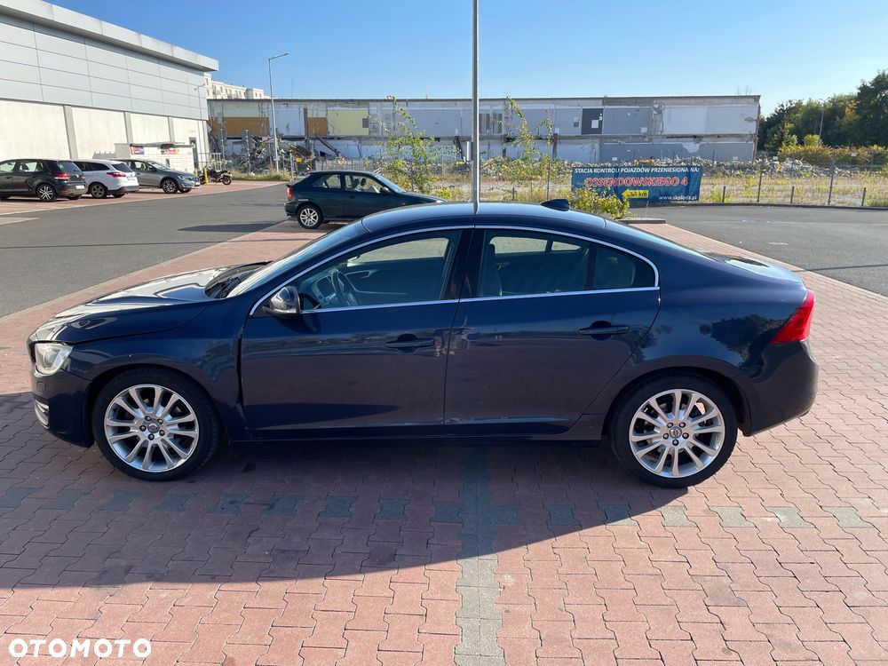Volvo S60 D3 Momentum - 10