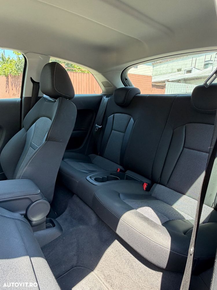 Audi A1 1.6 TDI Ambition - 10