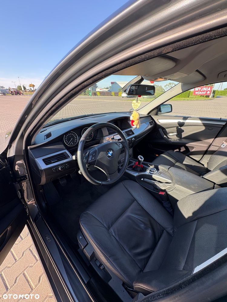 BMW Seria 5 520d - 7