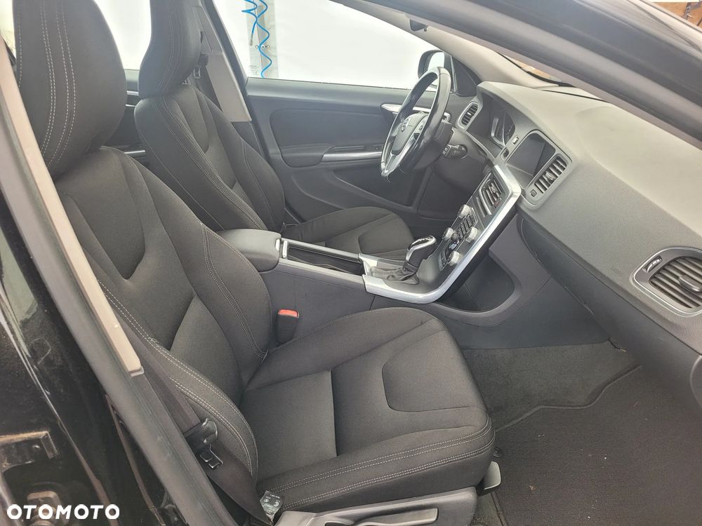 Volvo V60 - 8