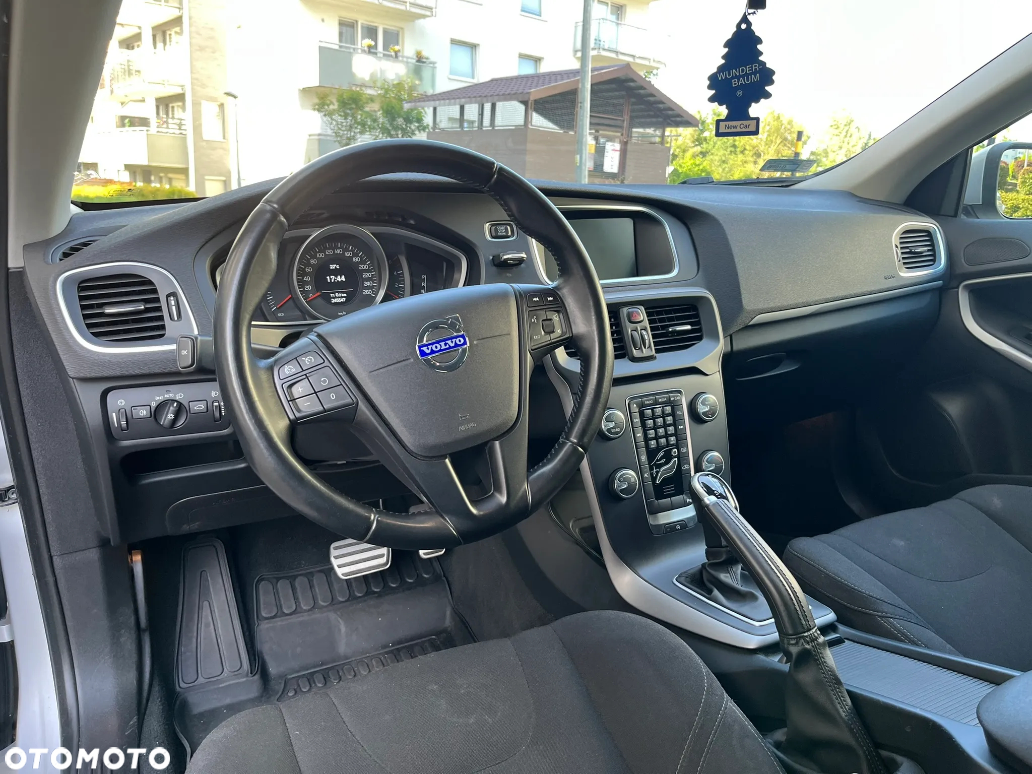 Volvo V40 D2 Base - 13
