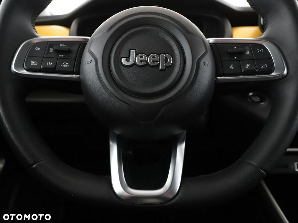 Jeep Avenger 1.2 GSE T3 Summit FWD - 22