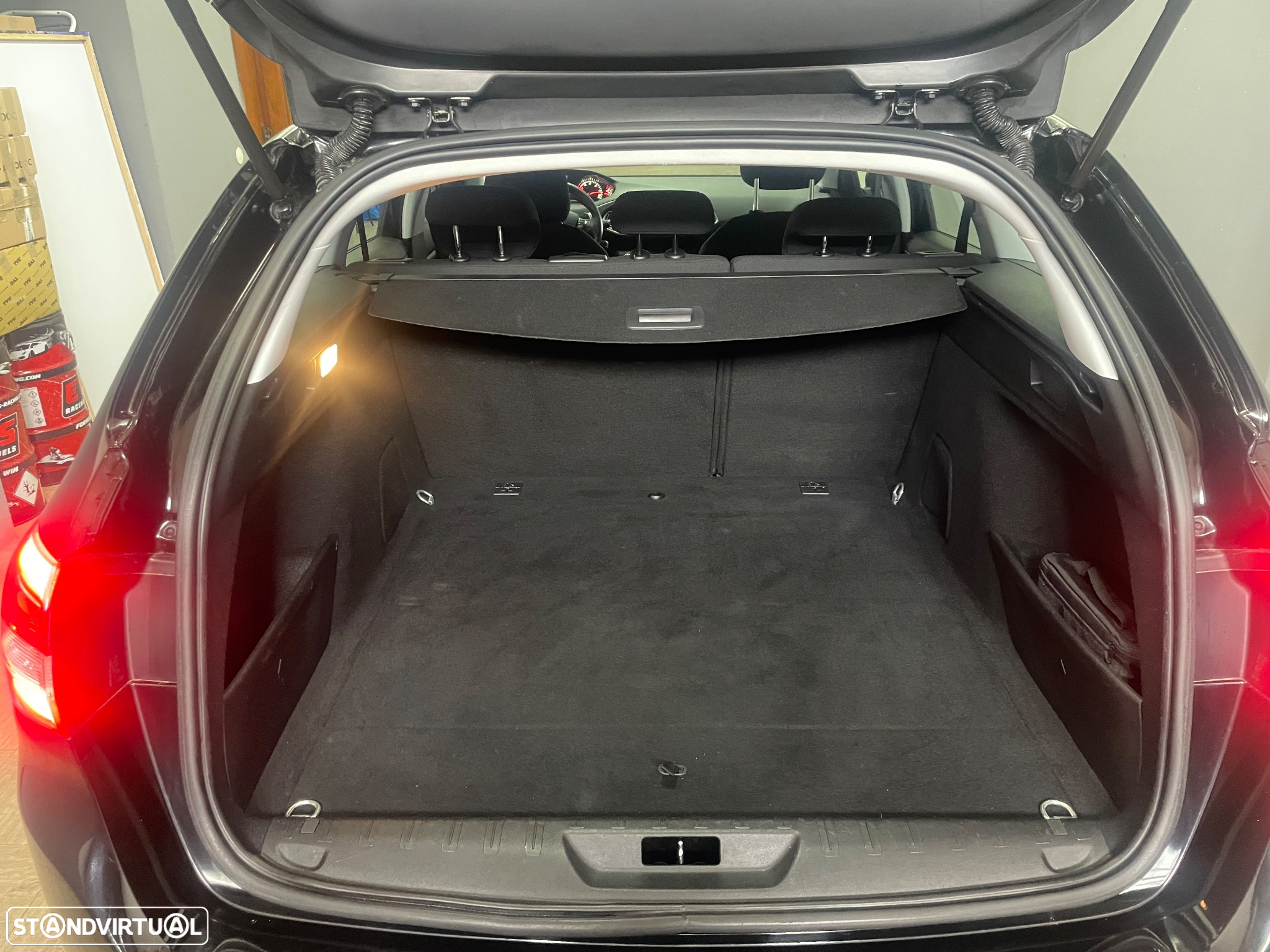 Peugeot 308 SW BlueHDi 130 EAT8 Stop & Start Active Business-Pack - 17