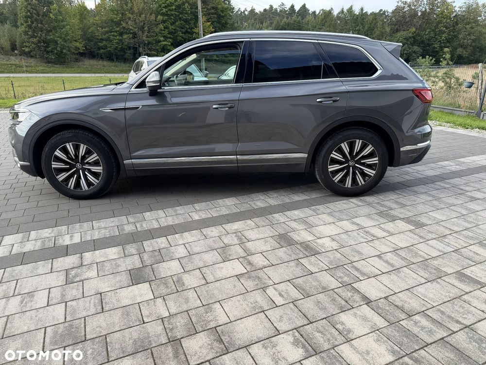 Volkswagen Touareg 3.0 V6 TDI SCR 4Mot - 3