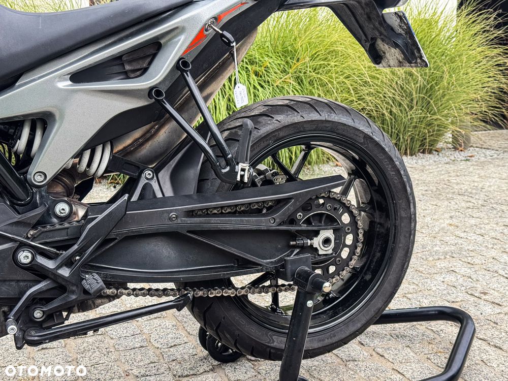 KTM Duke 790 - 6