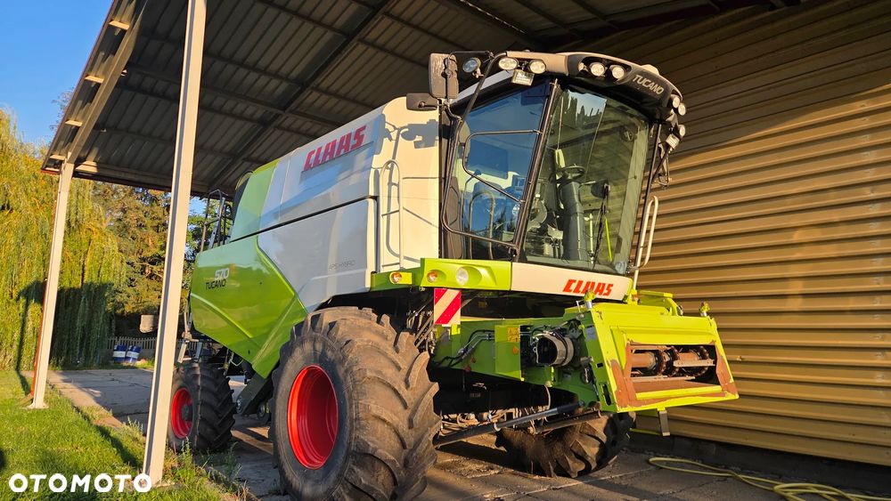 Claas Tucano 570 - 1