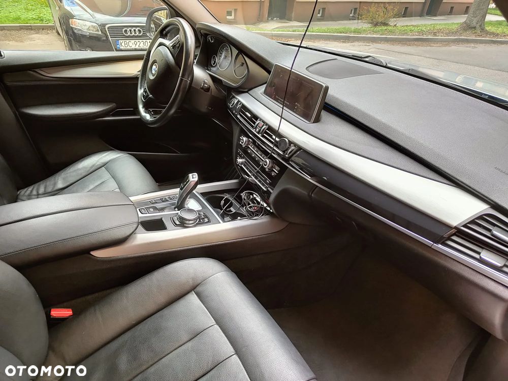 BMW X5 xDrive25d - 9