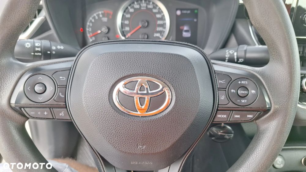 Toyota Corolla 1.6 Active - 12