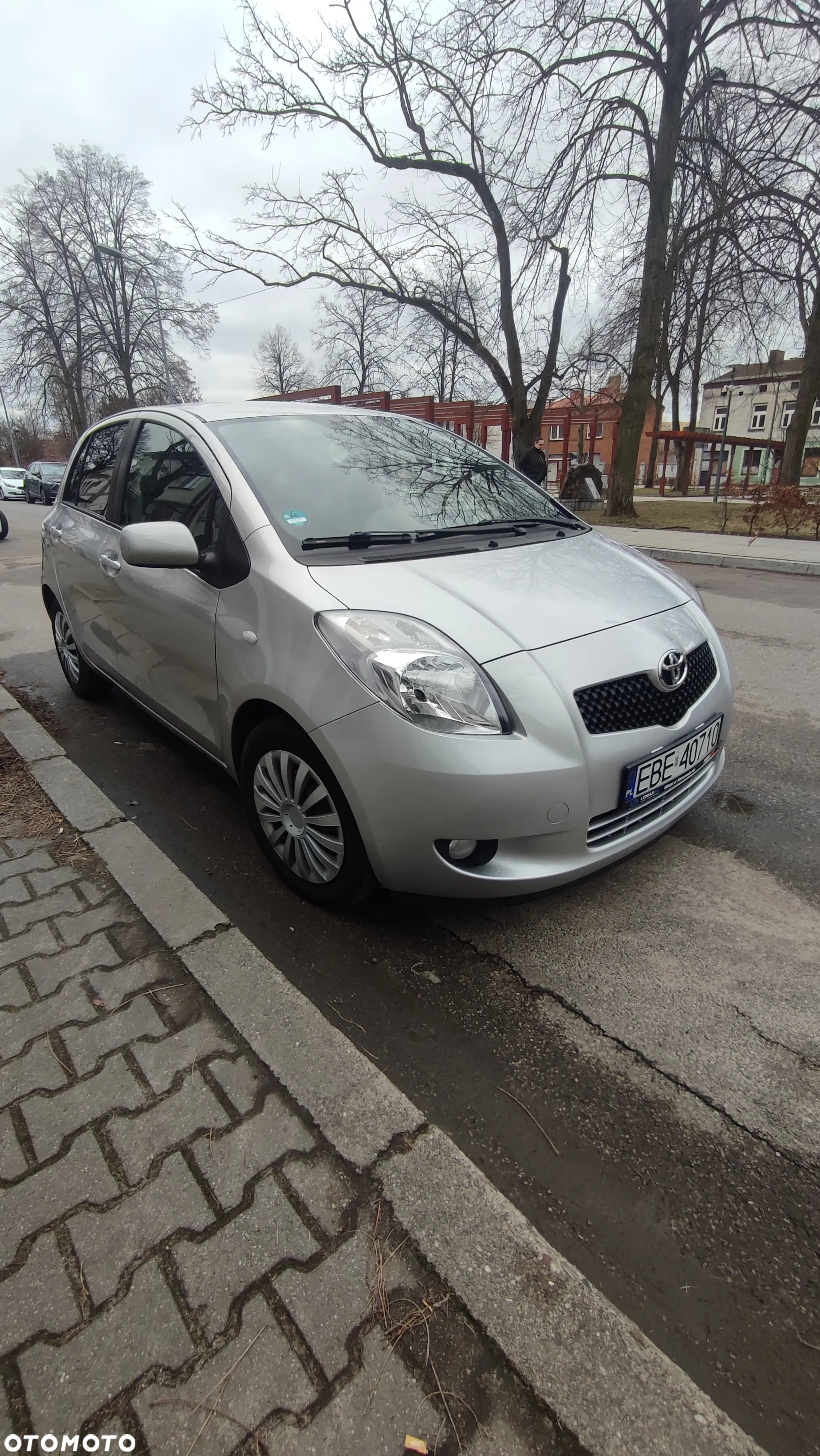 Toyota Yaris 1.3 Luna A/C - 12
