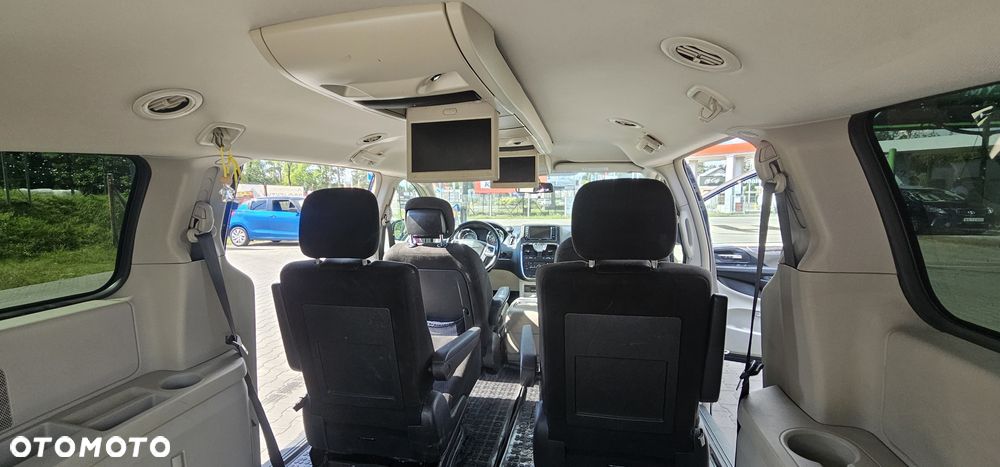 Chrysler Voyager - 7