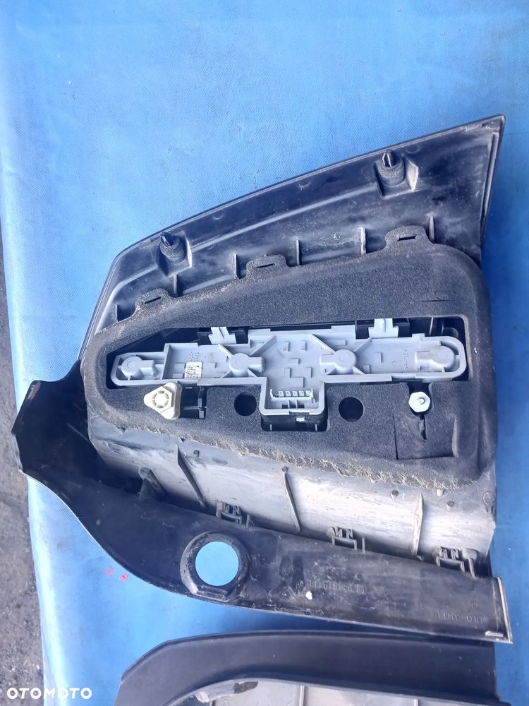 Lampa Opel Zafira B lewy prawy tył lewa prawa tylna ORYGINAŁ kompletna wkład mocowanie żarówek - 5