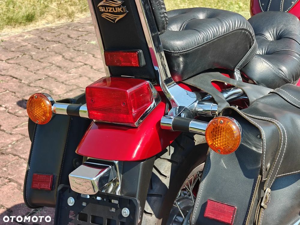 Suzuki Intruder - 20