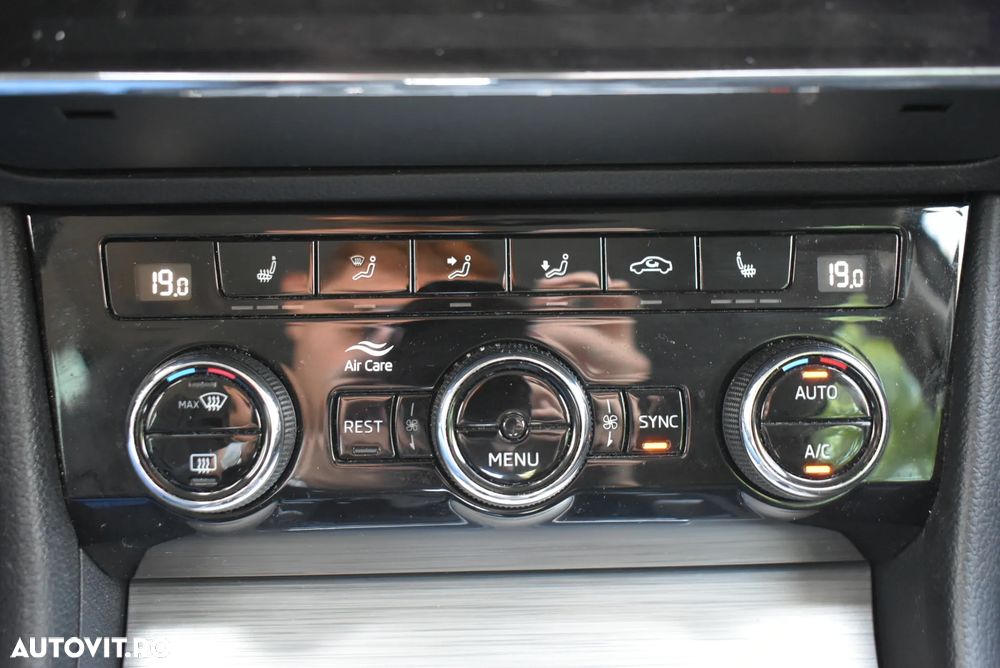 Skoda Superb 2.0 TSI DSG Ambition - 25