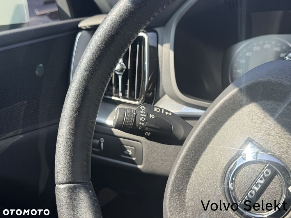 Volvo XC 60 - 25