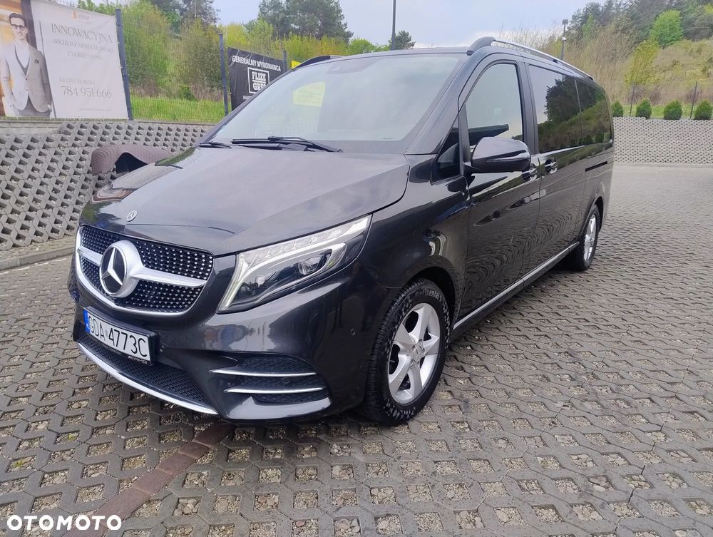 Mercedes-Benz Klasa V 300 d Extralang 4Matic 9G-TRONIC Avantgarde Edition - 38