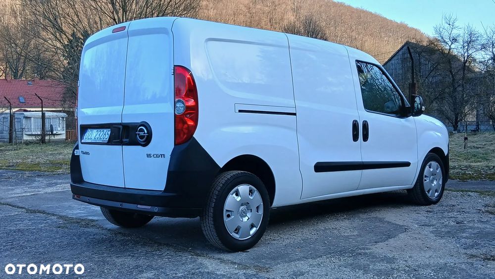 Opel COMBO - 25