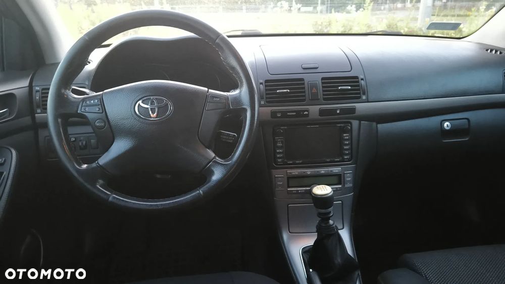 Toyota Avensis 2.0 D-4D Sol - 13