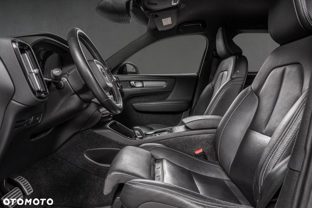 Volvo XC 40 D3 SCR AWD R-Design - 16