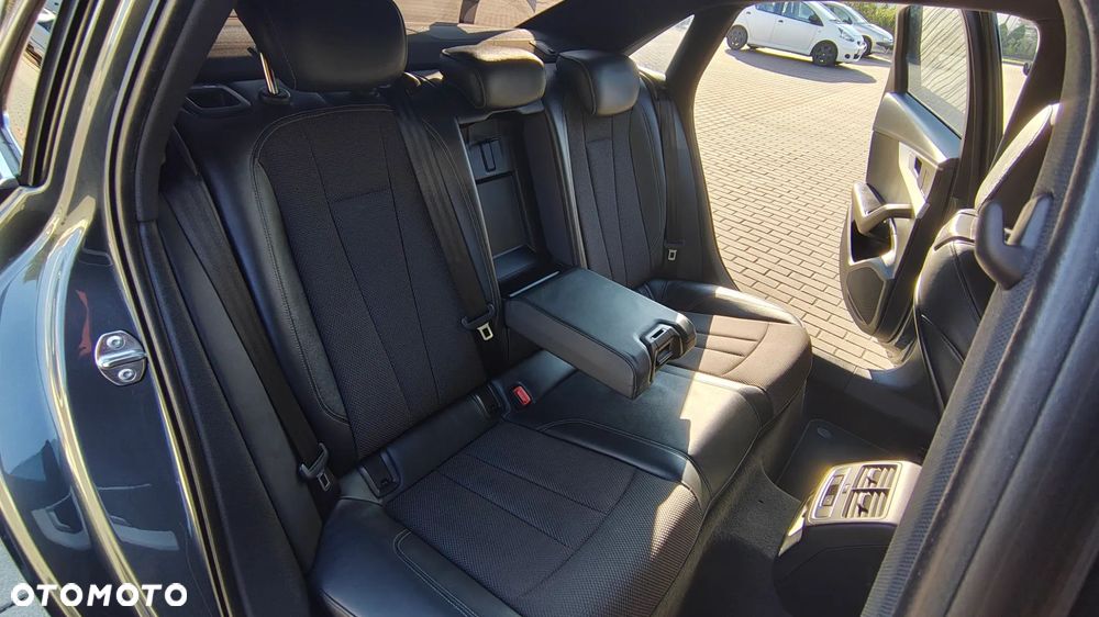 Audi A4 Limousine 2.0 TDI S tronic - 20