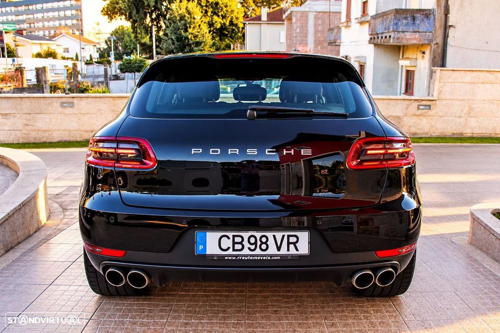 Porsche Macan S - 33