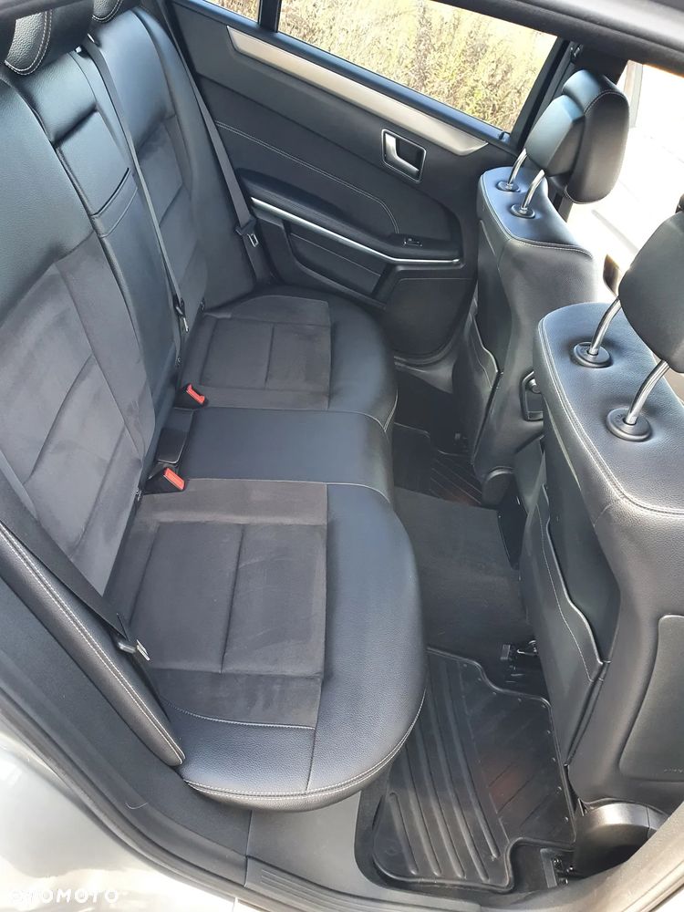 Mercedes-Benz Klasa E - 27