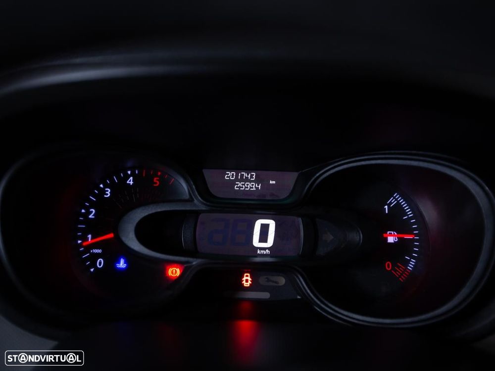 Renault Trafic 1.6 dCi L2H1 1.2T 6L c/IVA - 17