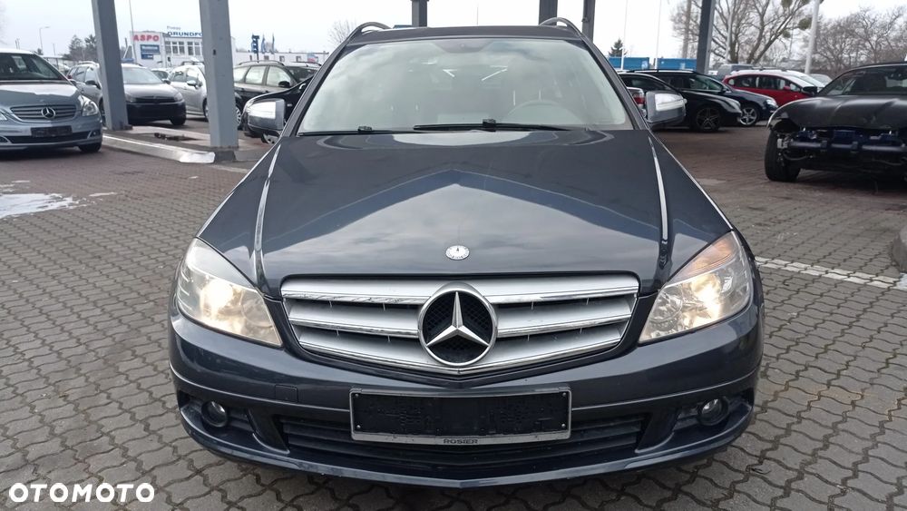 Mercedes-Benz Klasa C 220 CDI DPF Automatik Avantgarde - 36