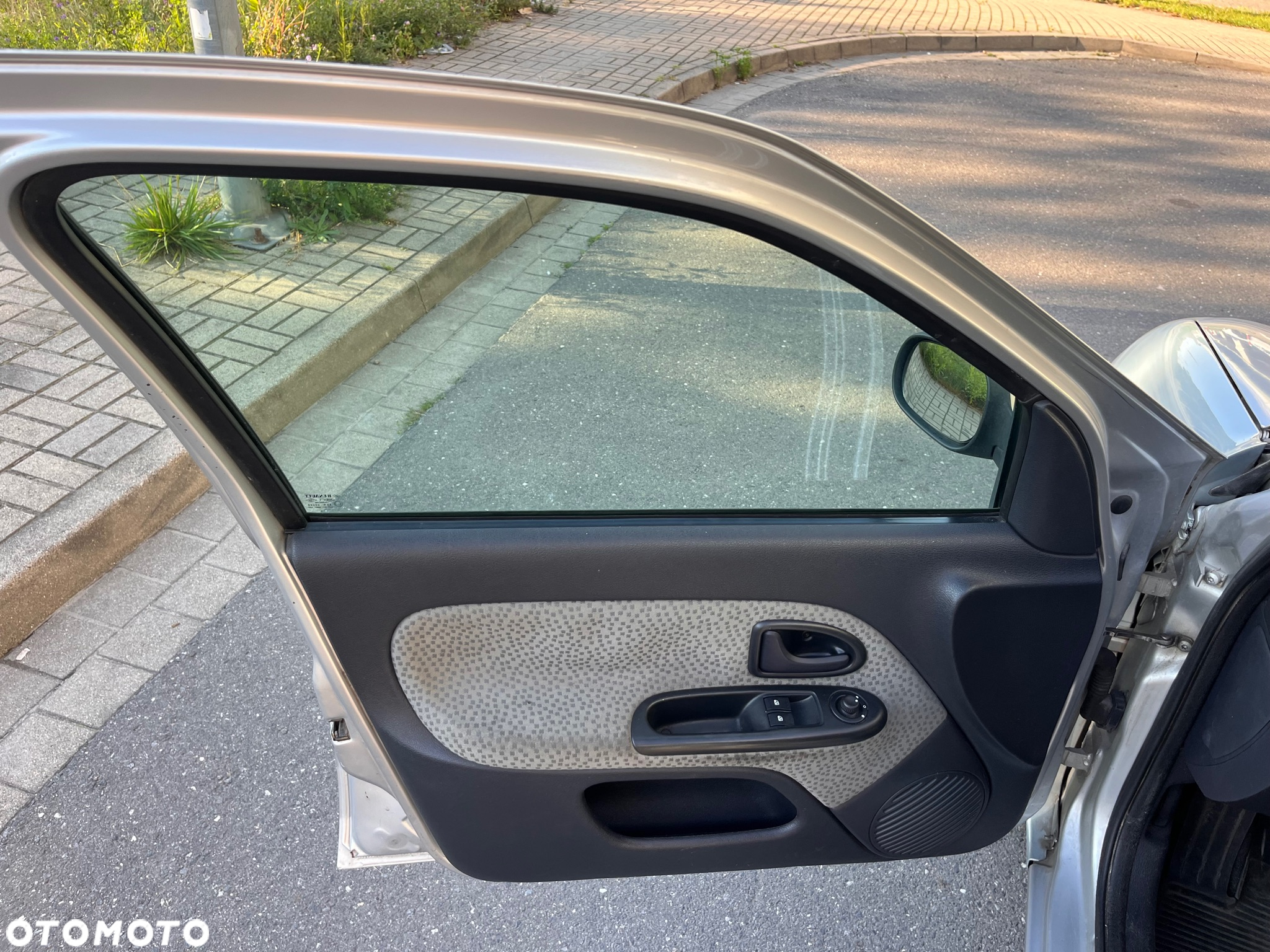 Renault Clio 1.2 16V Dynamique - 14