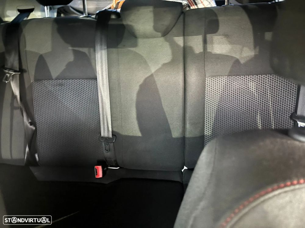 SEAT Ibiza SC 1.6 TDi FR - 9