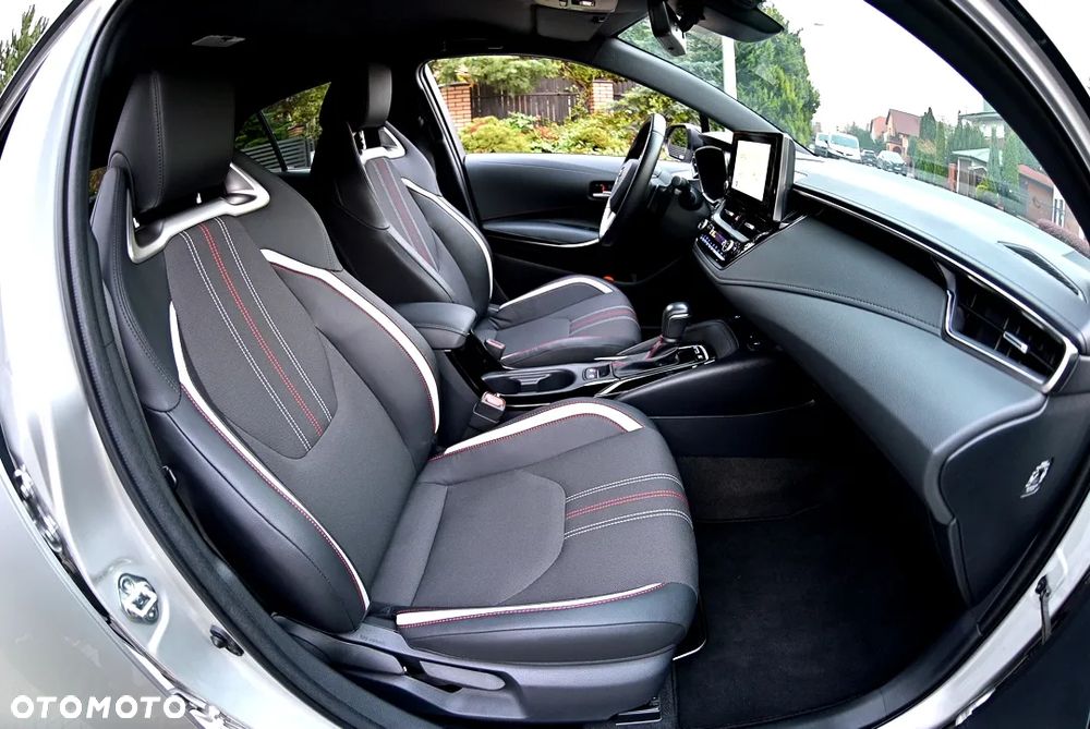 Toyota Corolla 2.0 Hybrid GR Sport - 4