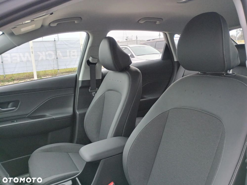 Hyundai Kona 1.6 GDI Hybrid Smart DCT - 11