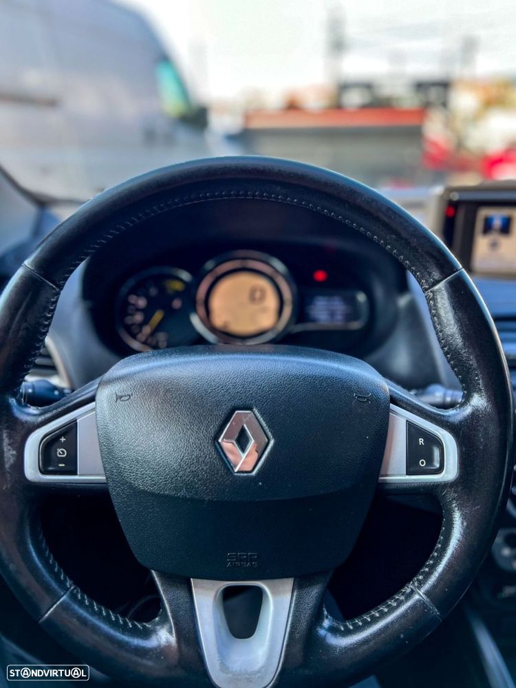 Renault Mégane ENERGY dCi 110 Start & Stop Dynamique - 17