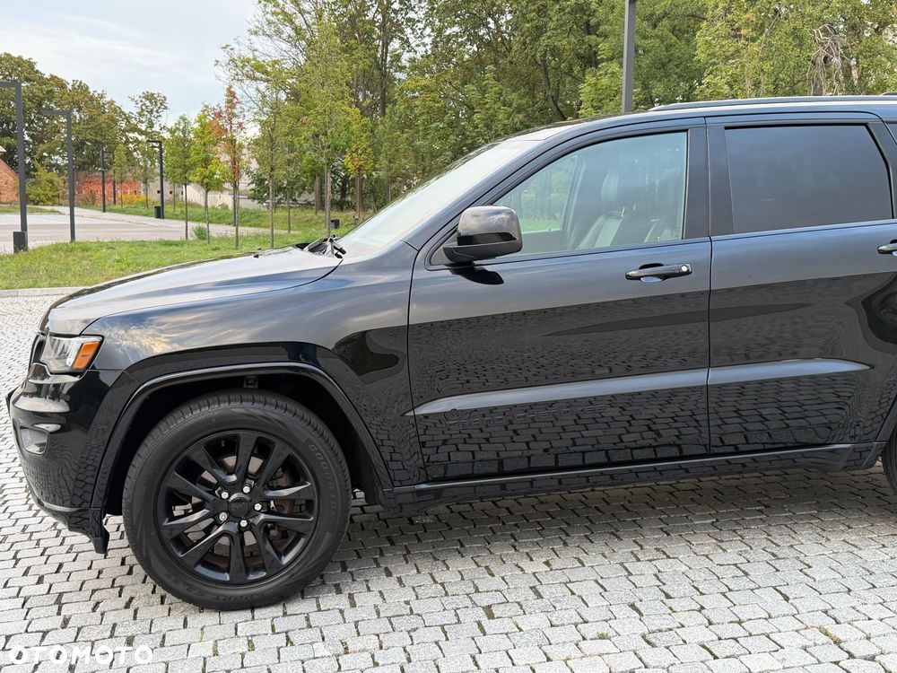 Jeep Grand Cherokee - 9