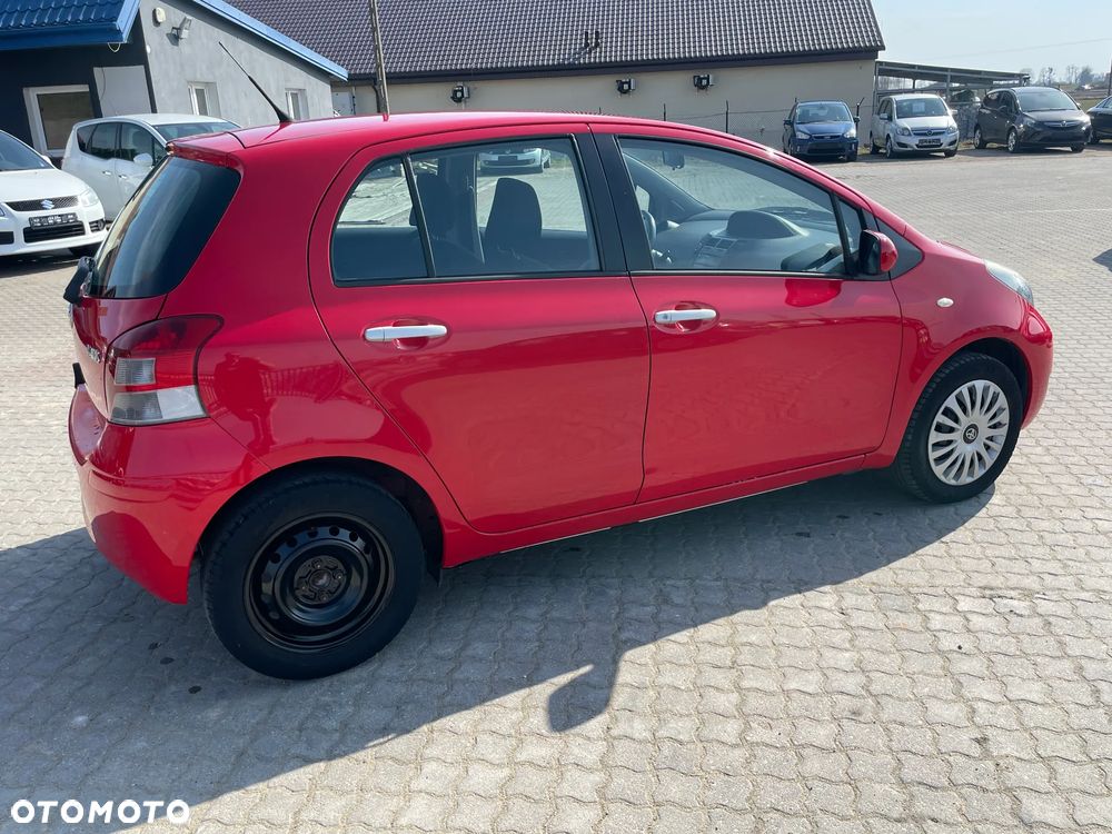 Toyota Yaris 1.0 VVT-i Team - 15