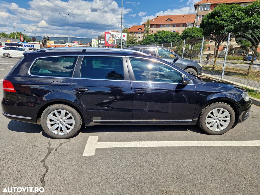 Volkswagen Passat 1.6 TDI BlueMotion Technology Comfortline - 4
