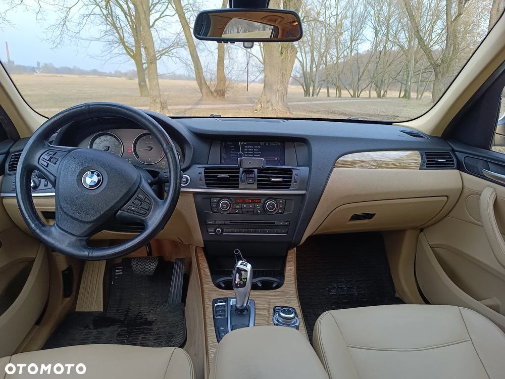 BMW X3 xDrive28i - 15
