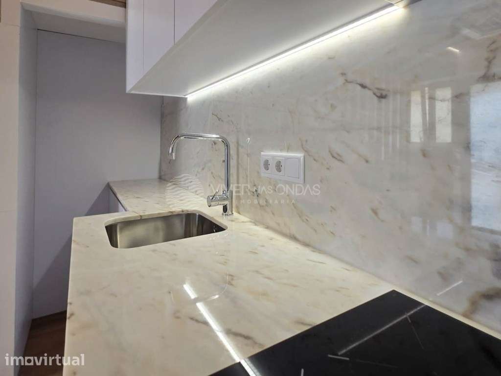 CASA T1 duplex no Porto - Oferta da escritura - Grande imagem: 4/18