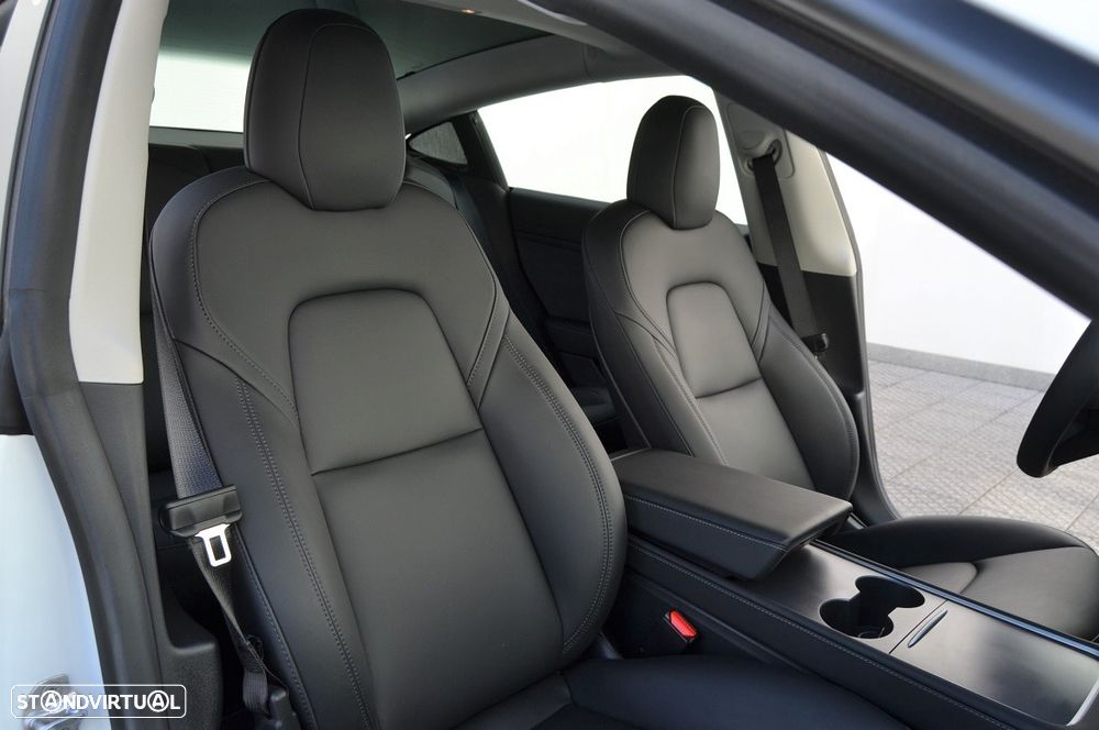 Tesla Model 3 Standard Range Plus RWD - 11