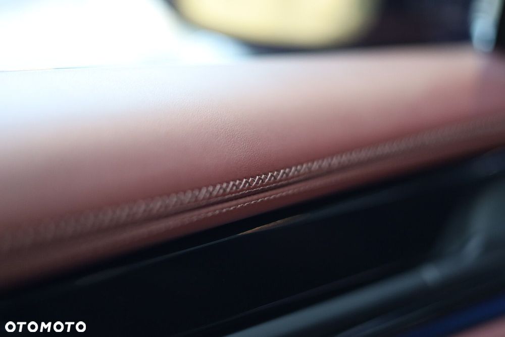 Porsche Panamera - 18