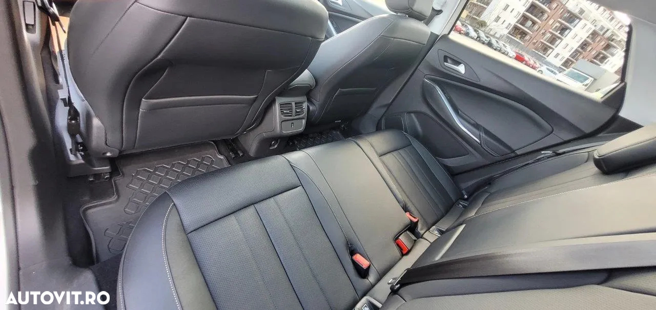 Opel Grandland X - 16