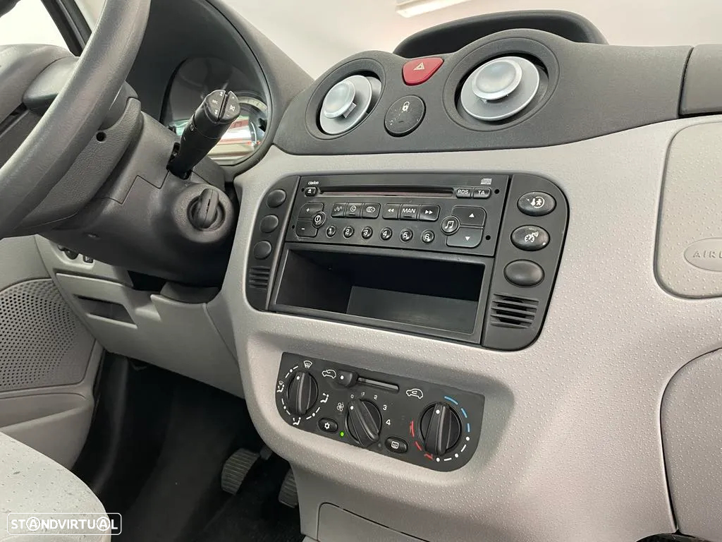 Citroën C3 1.1 SX + - 19