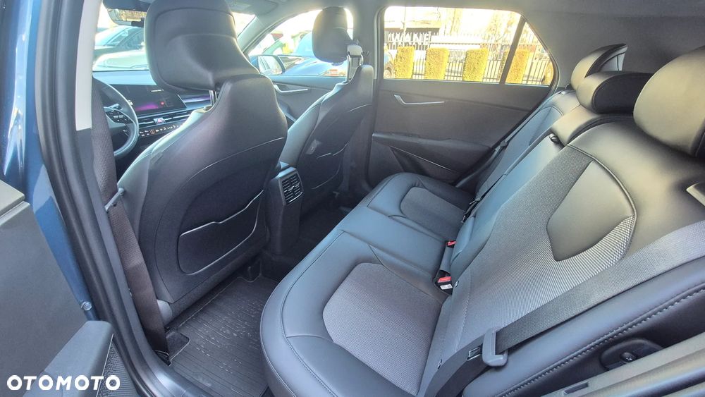 Kia Niro 1.6 GDI Hybrid L - 13