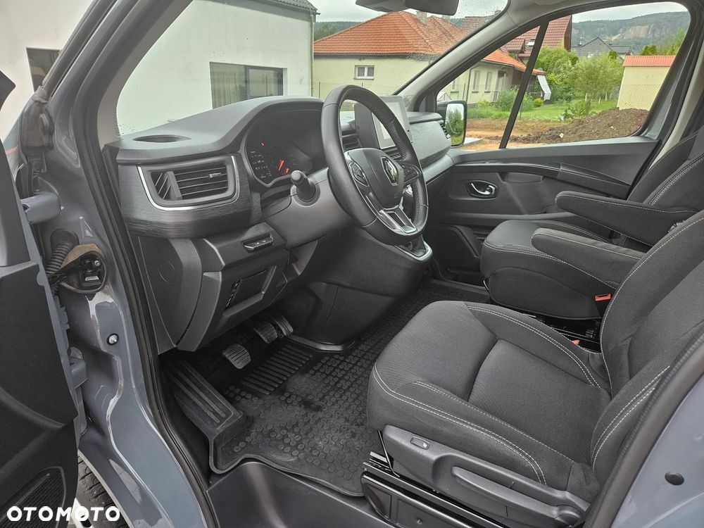 Renault Trafic - 14