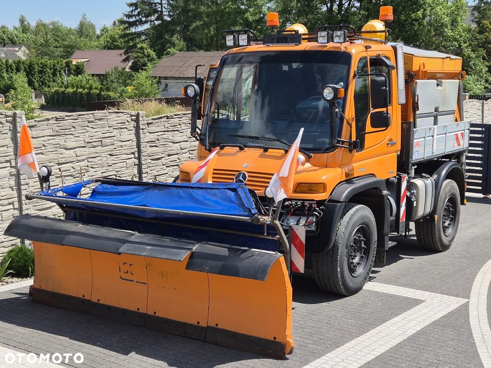 Unimog U400 Ciągnik - 3