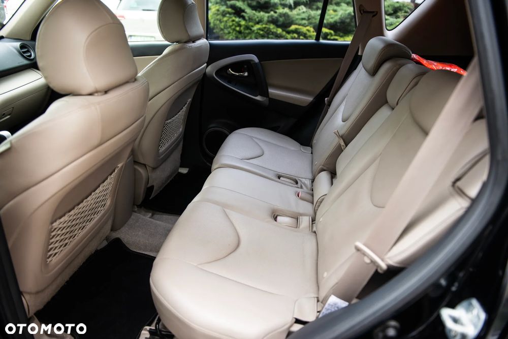 Toyota RAV4 2.0 4x4 Automatik Sol - 18