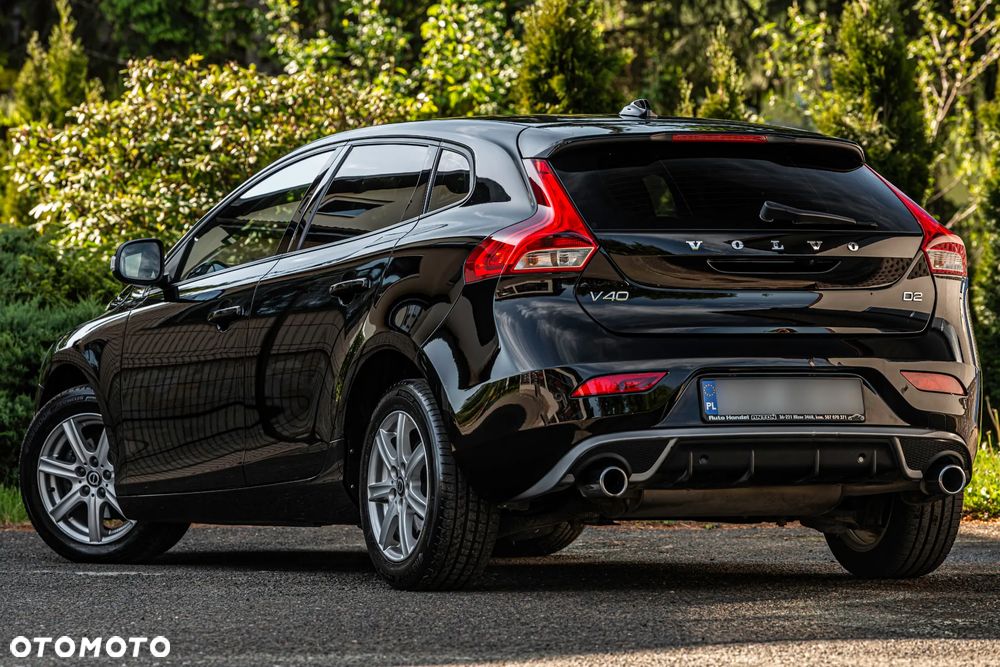 Volvo V40 D2 Momentum - 3