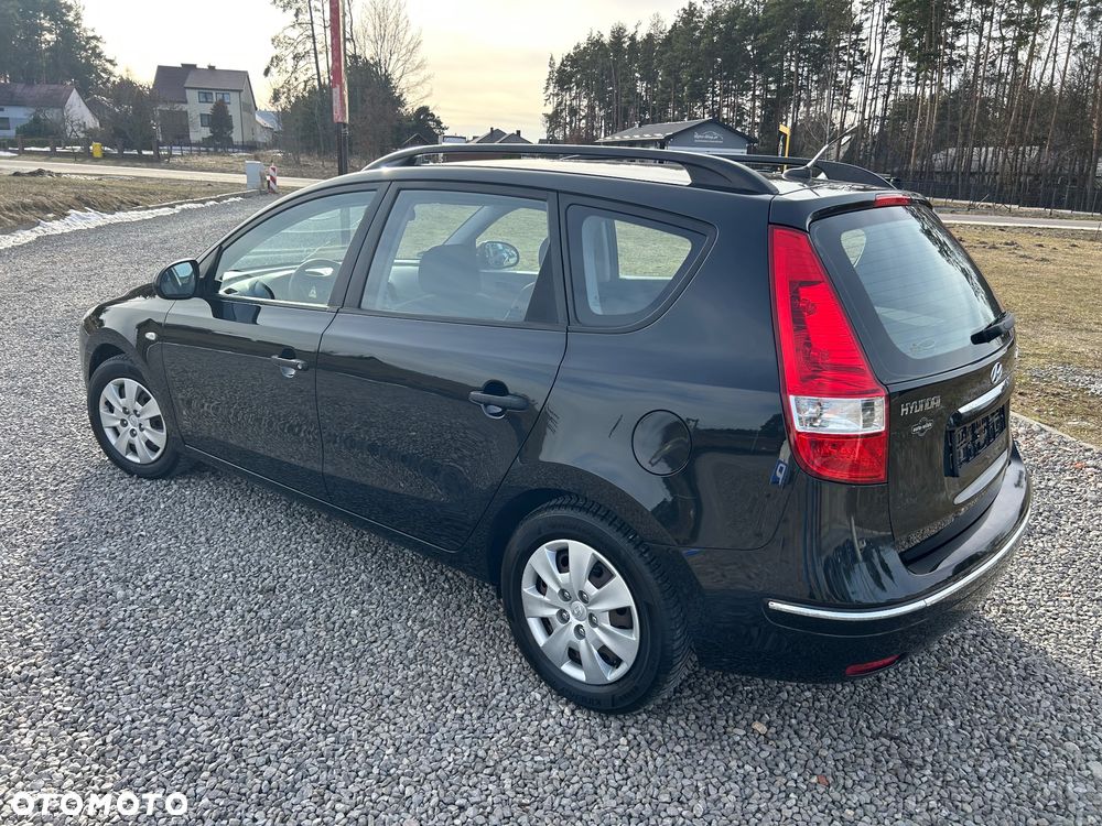 Hyundai i30 i30cw 1.6 Edition Plus - 8