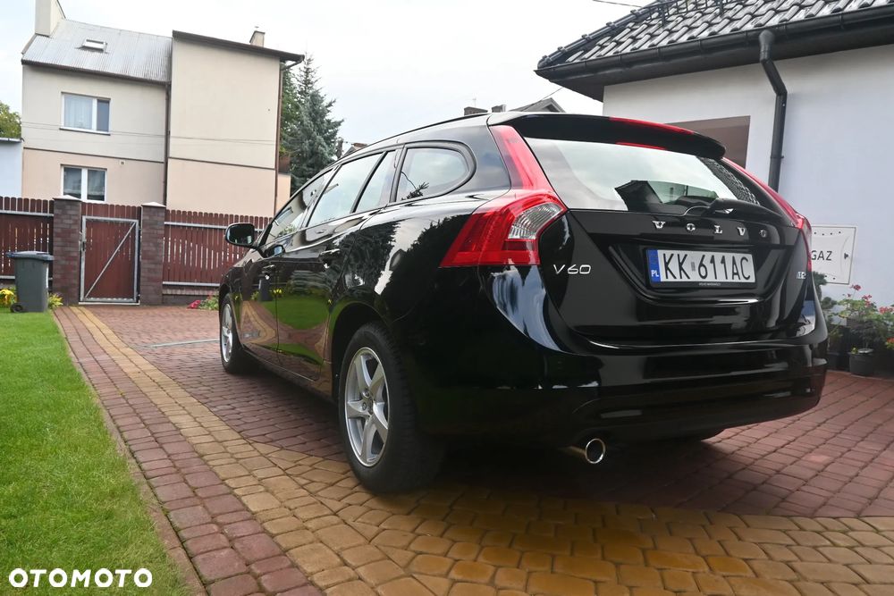 Volvo V60 D2 Drive-E Dynamic Edition (Kinetic) - 6