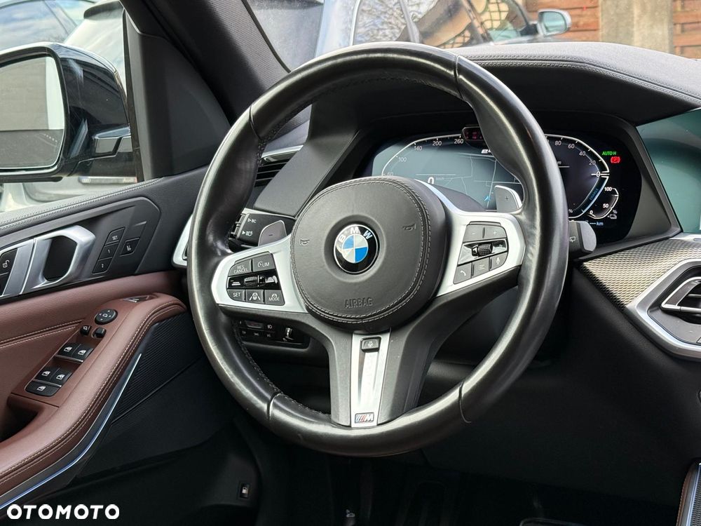 BMW X5 xDrive45e - 25